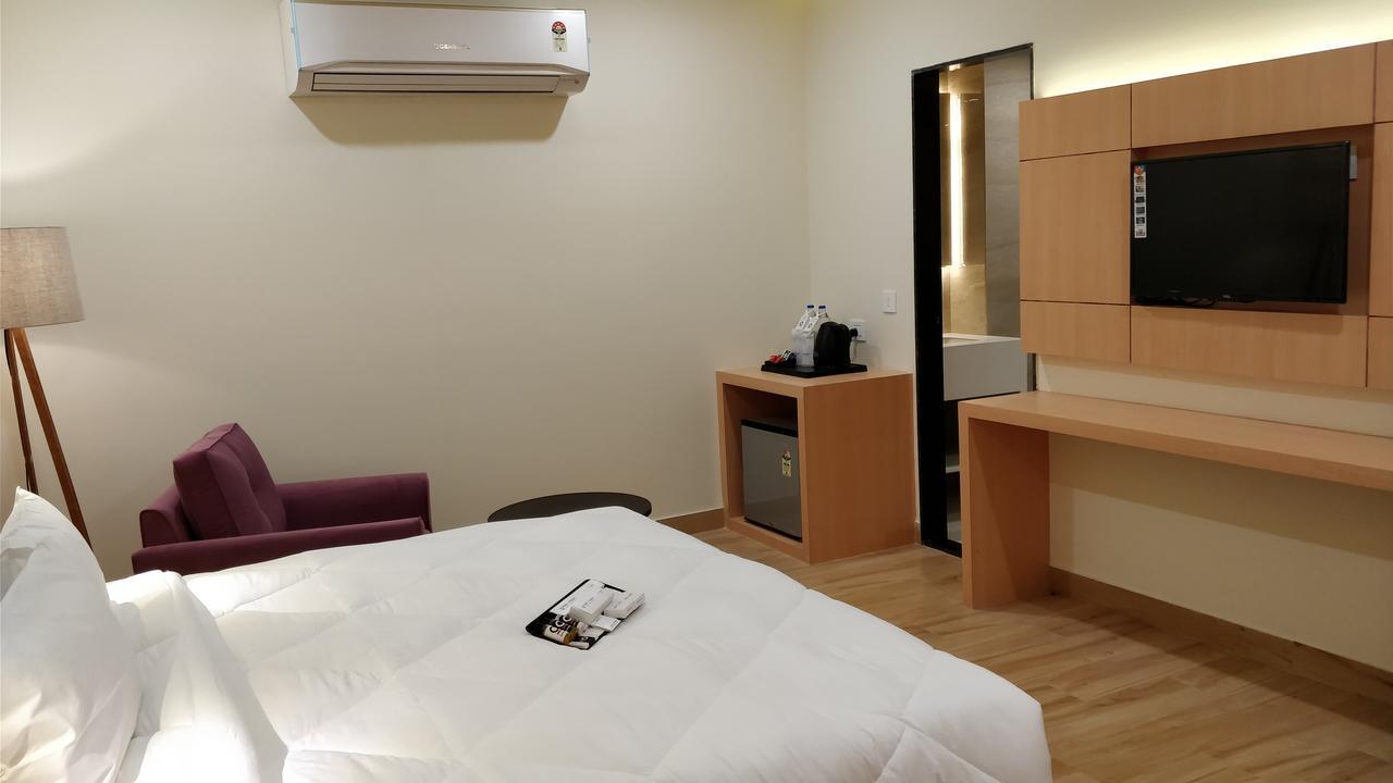 10 Park Street Bed & Breakfast Gorakhpur Zewnętrze zdjęcie